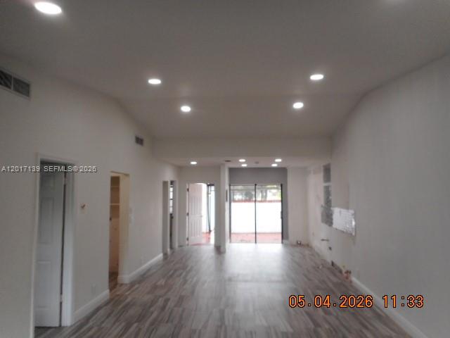 WEDGEWOOD CONDOMINIUM - Residential
