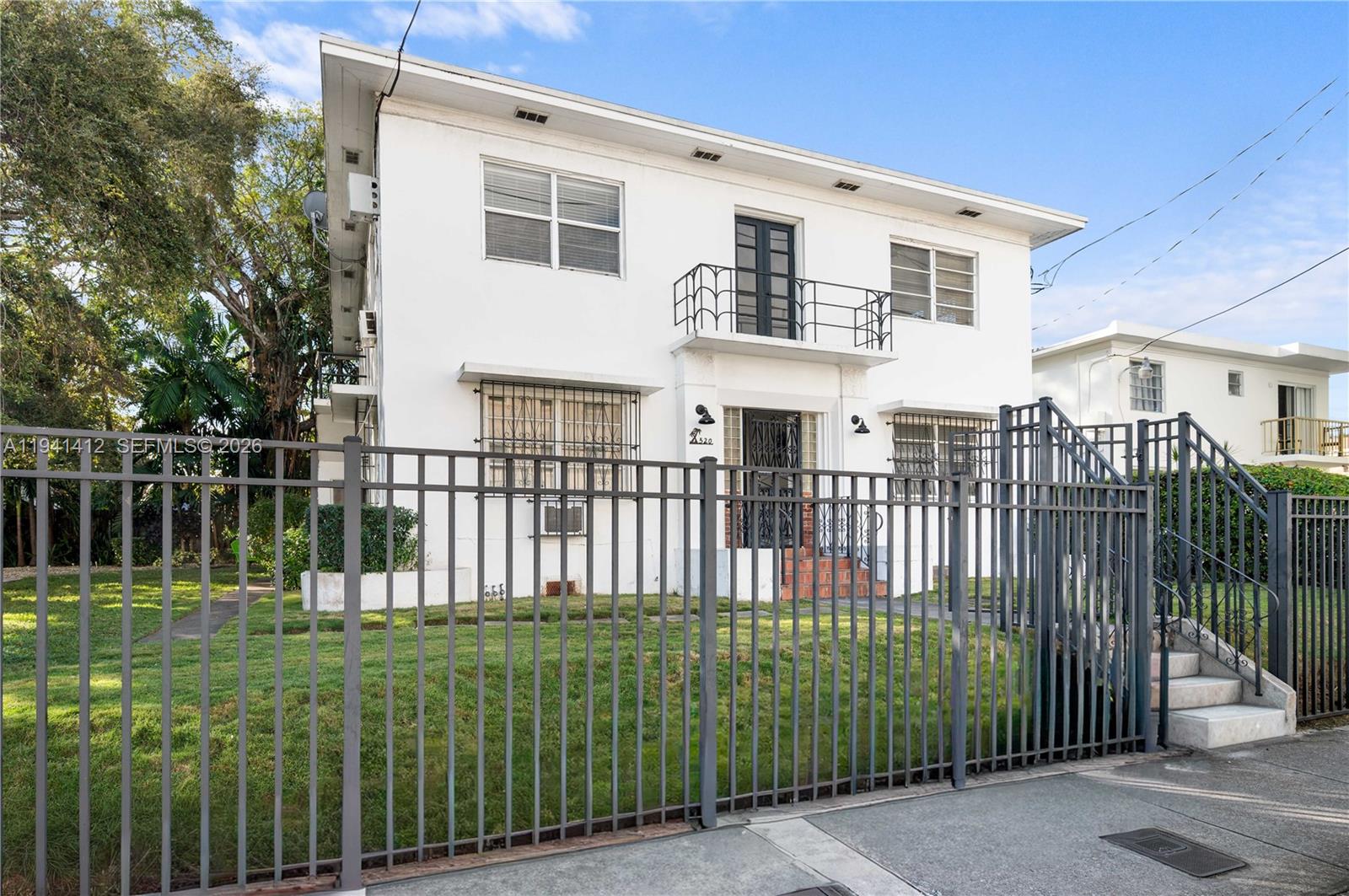 CITY OF MIAMI SOUTH - Residential Lease