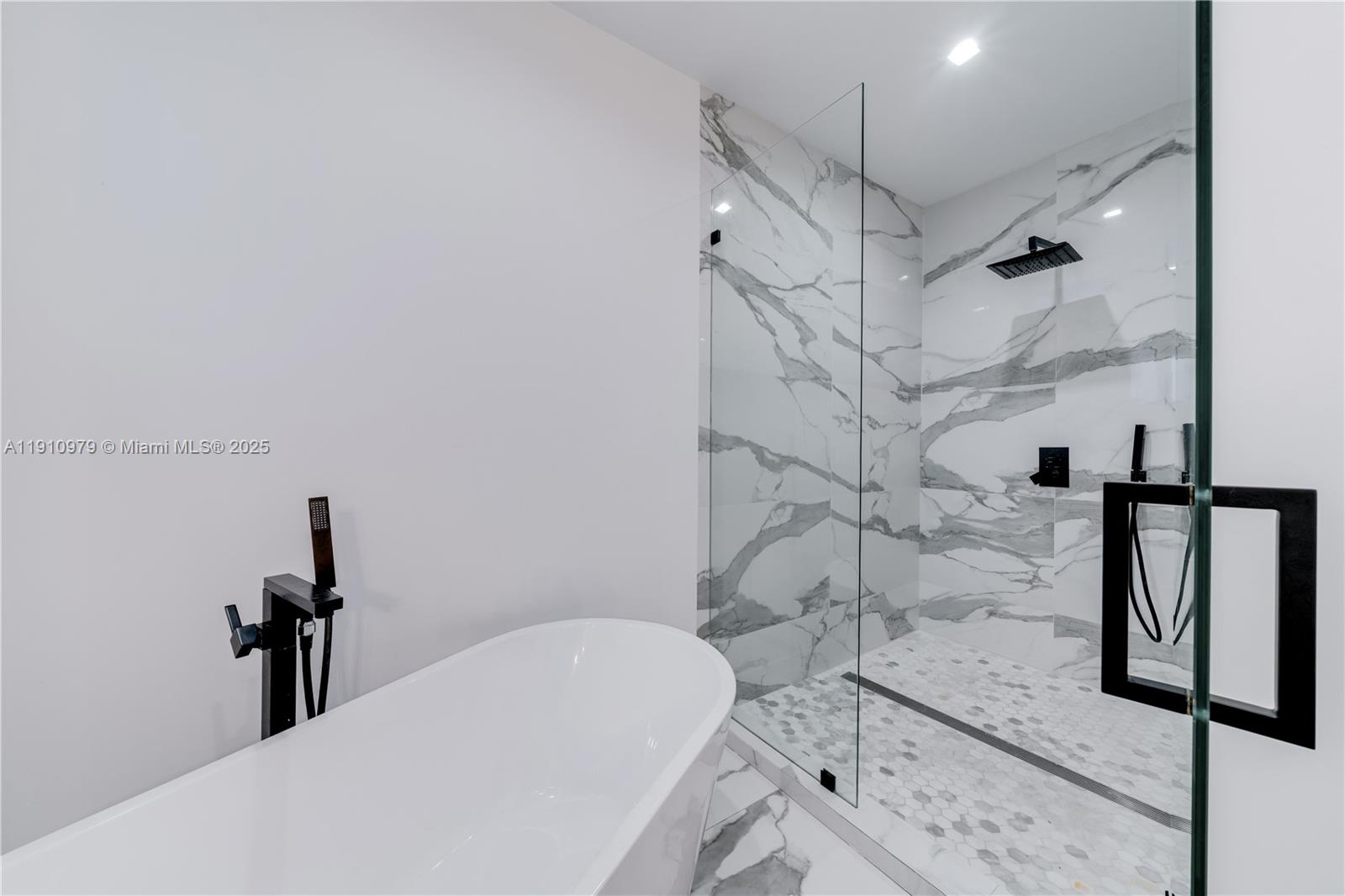 BAY VISTA PARK AMD PL - Residential Lease