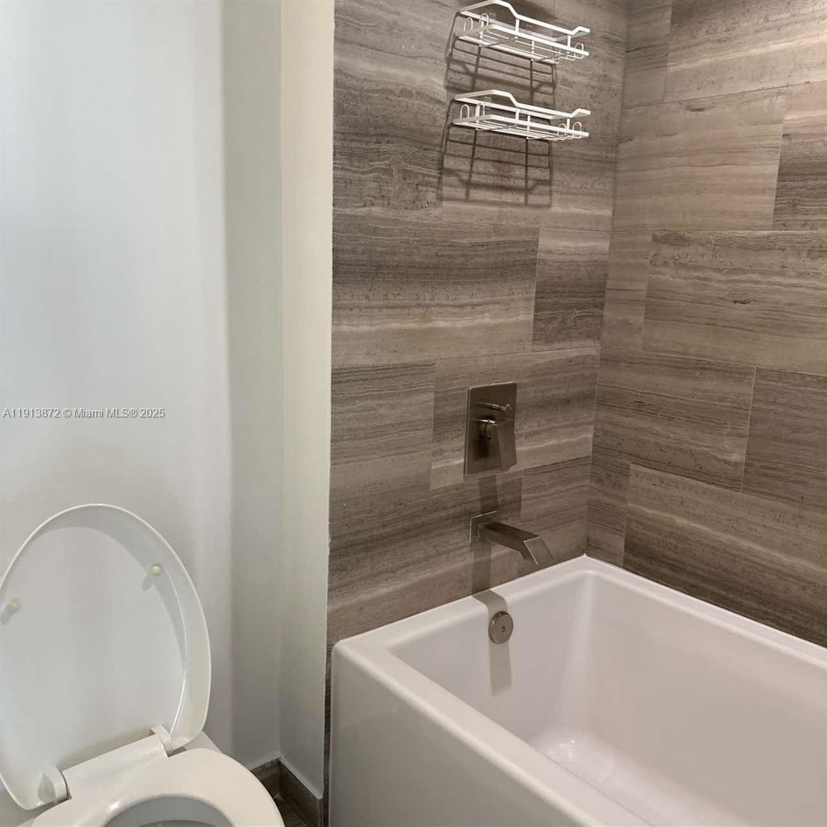 BRICKELL HOUSE - Residential