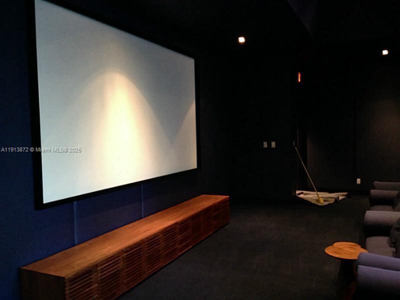 BRICKELL HOUSE - Residential