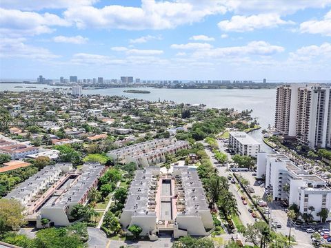 Tiny photo for 1651 NE 115th St #21C, Miami, FL 33181 (MLS # A12025708)