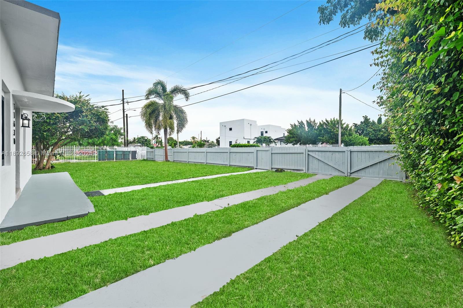 S MIAMI HEIGHTS ADDN H - Residential