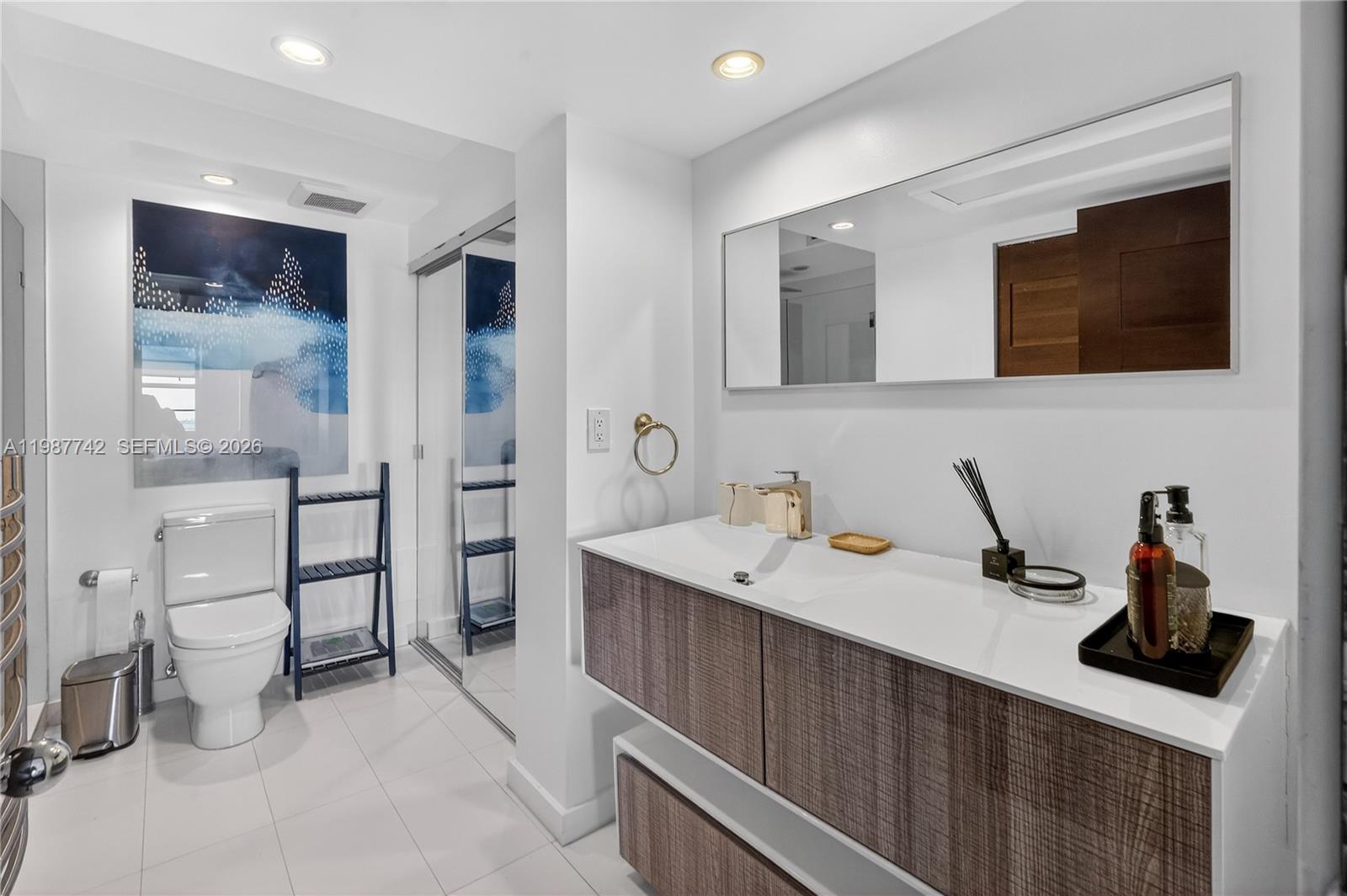 AQUASOL CONDO - Residential