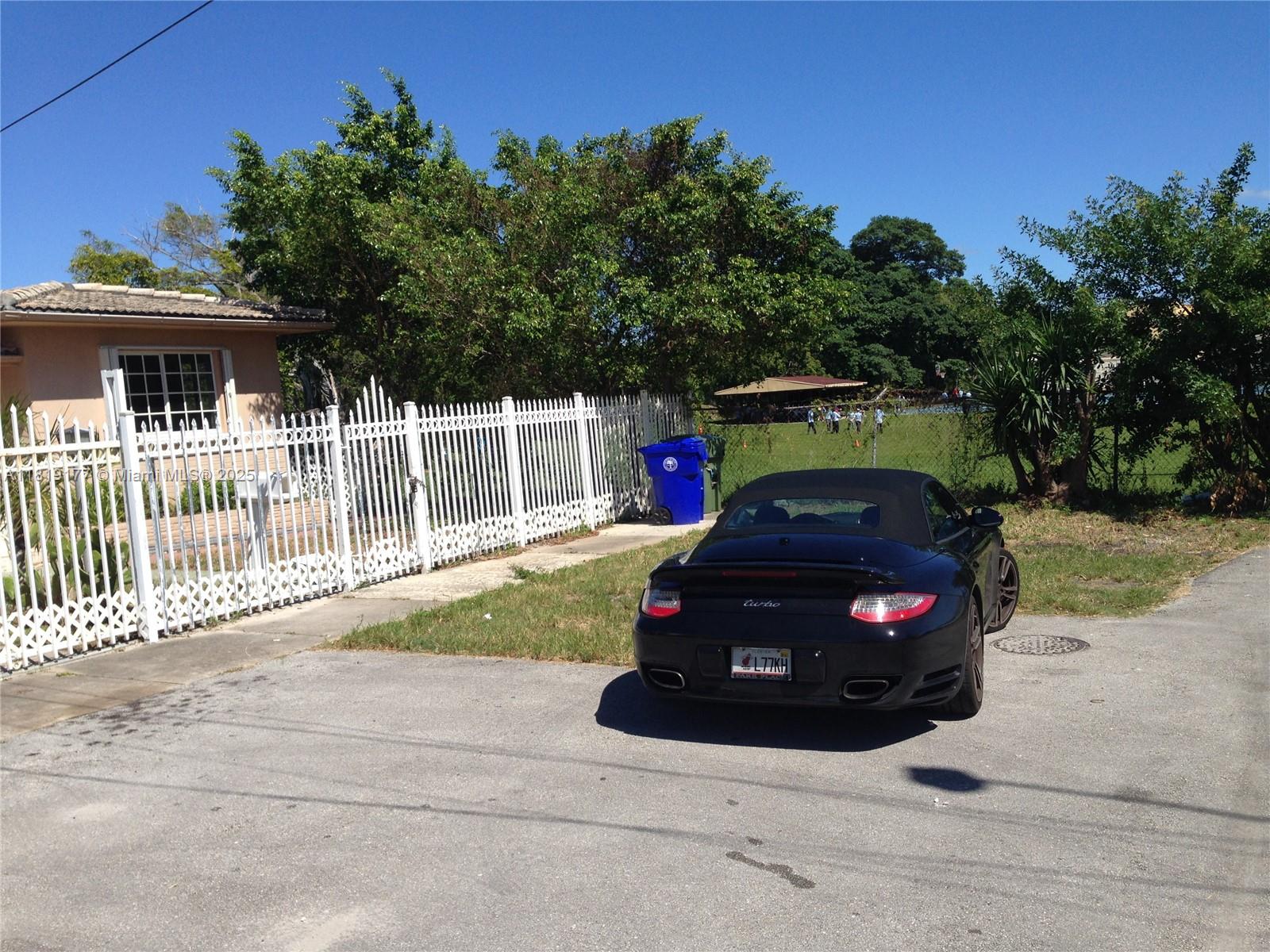 2965 NW 3rd St 2965