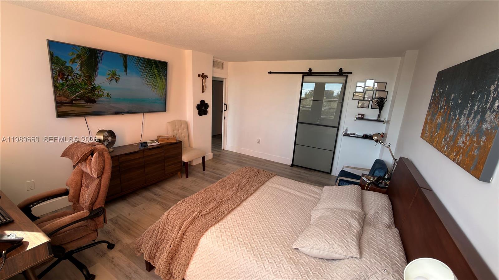 BUCKLEY TOWERS CONDO - EA - Residential