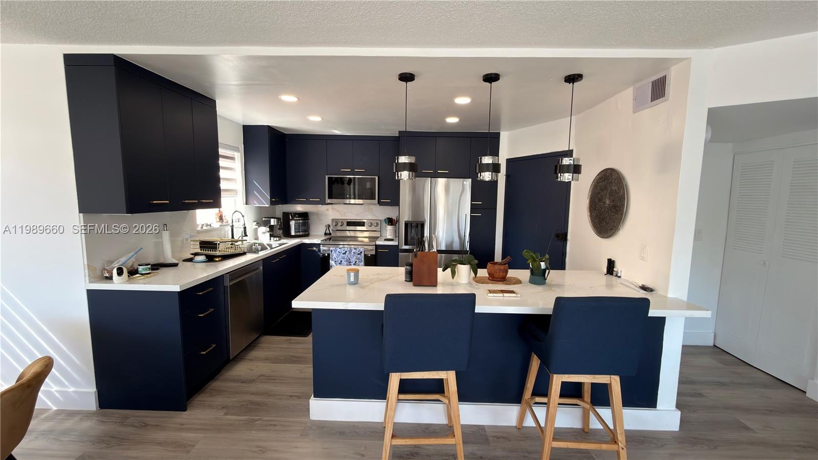 BUCKLEY TOWERS CONDO - EA - Residential