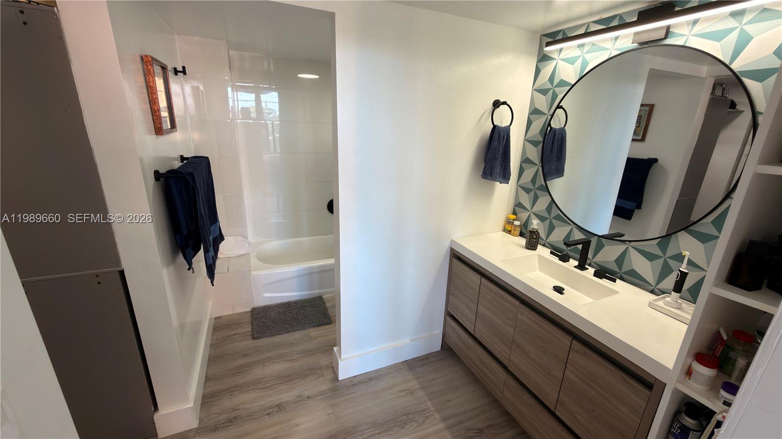 BUCKLEY TOWERS CONDO - EA - Residential