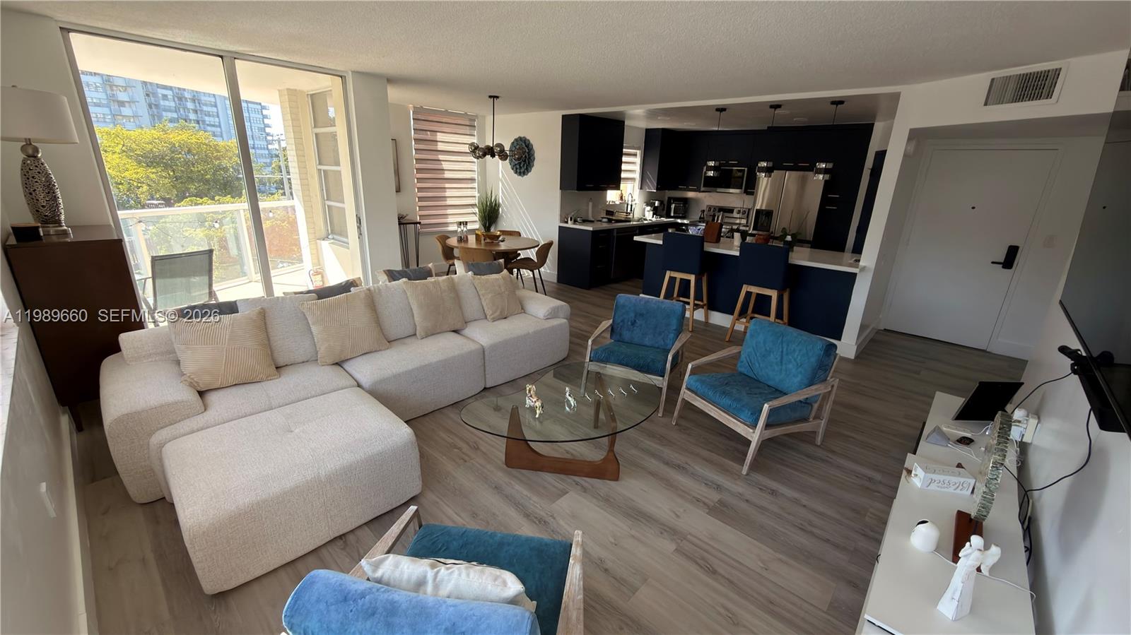 BUCKLEY TOWERS CONDO - EA - Residential