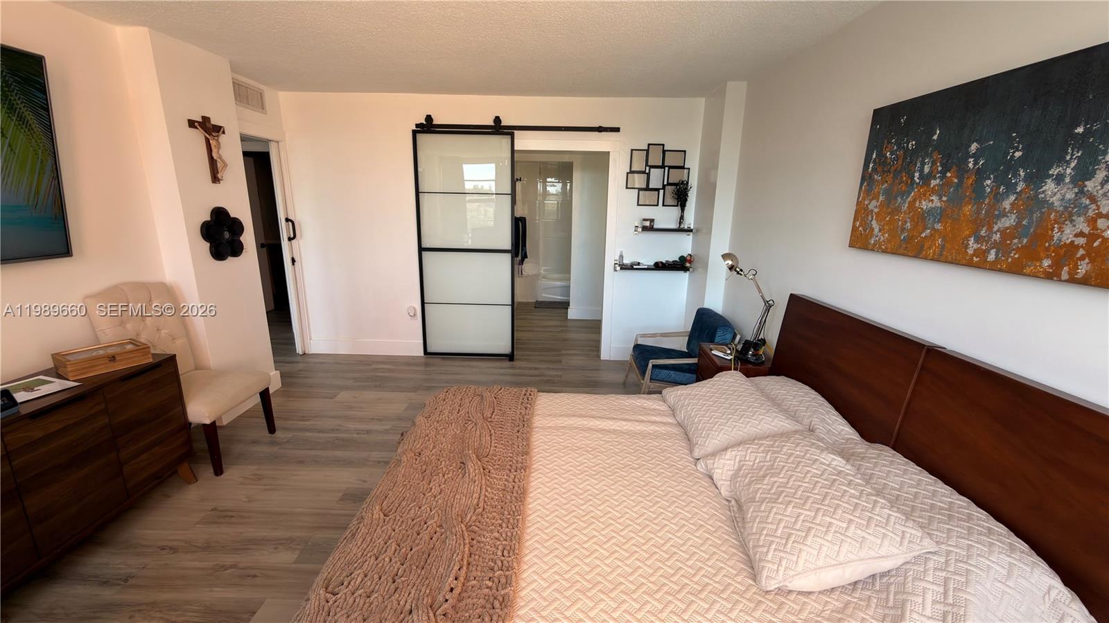 BUCKLEY TOWERS CONDO - EA - Residential