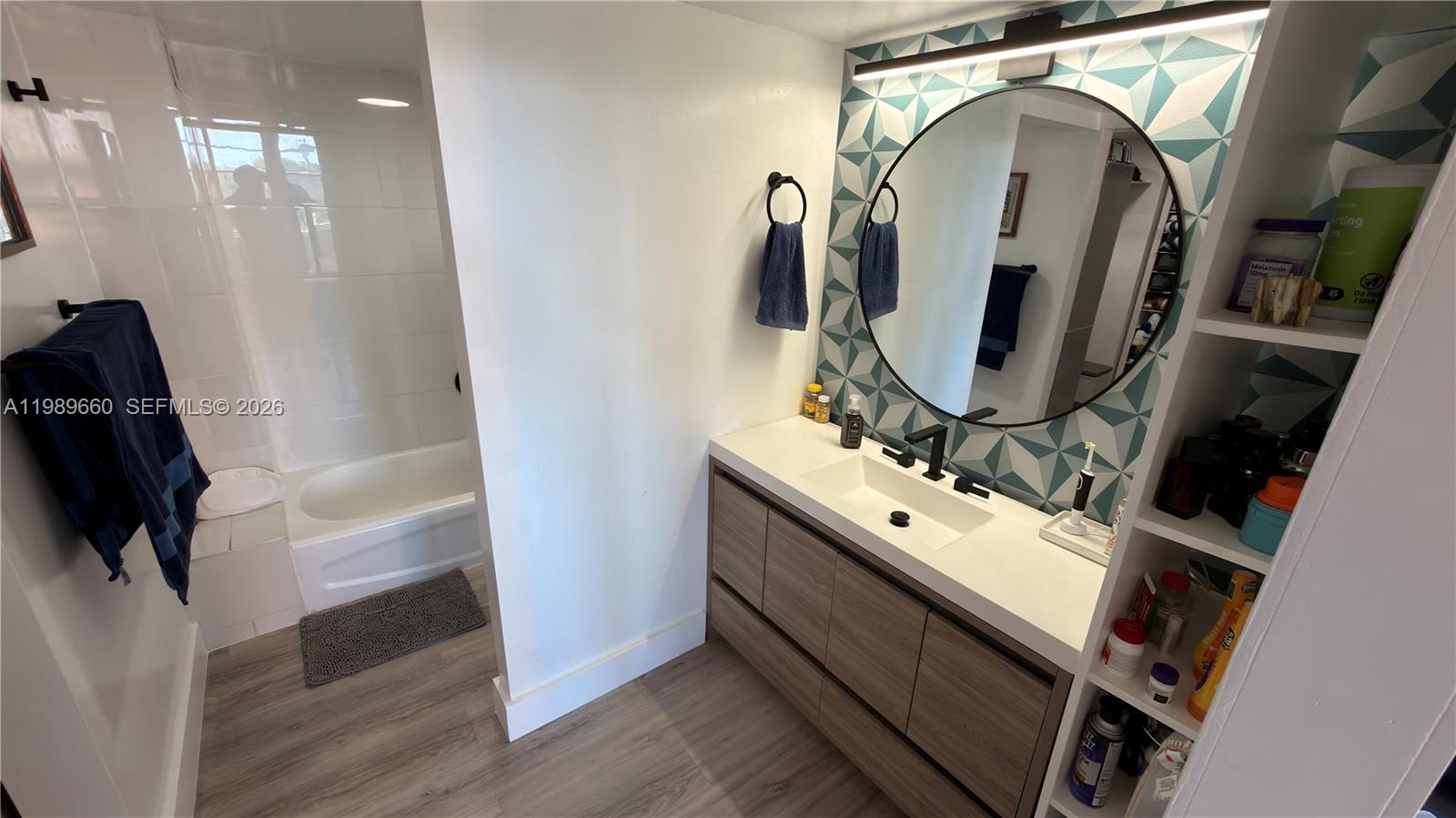 BUCKLEY TOWERS CONDO - EA - Residential