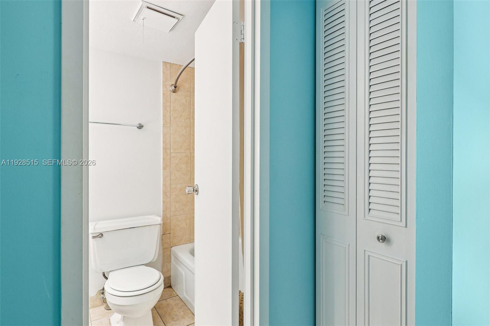 CYPRESS CHASE CONDO NO 1 - Residential