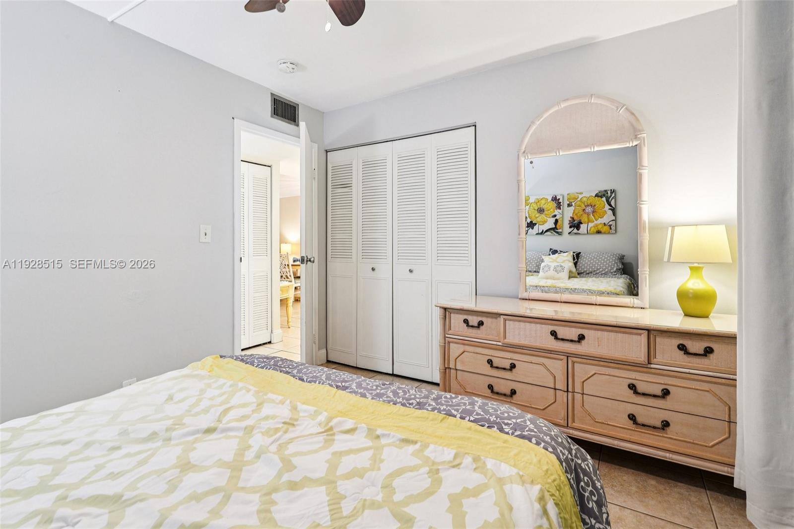 CYPRESS CHASE CONDO NO 1 - Residential