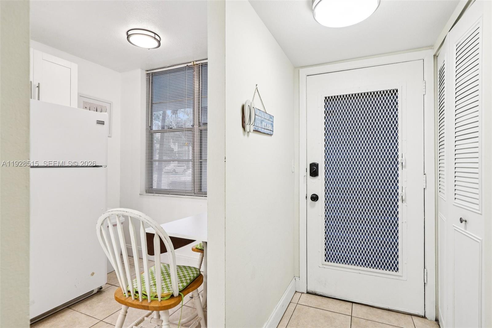 CYPRESS CHASE CONDO NO 1 - Residential