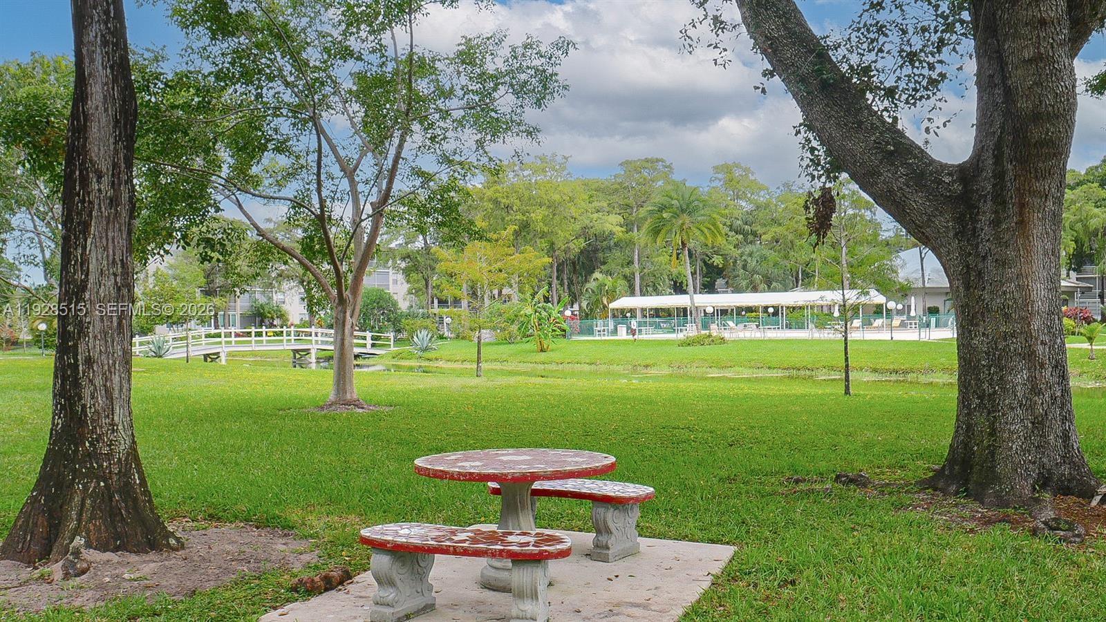 CYPRESS CHASE CONDO NO 1 - Residential