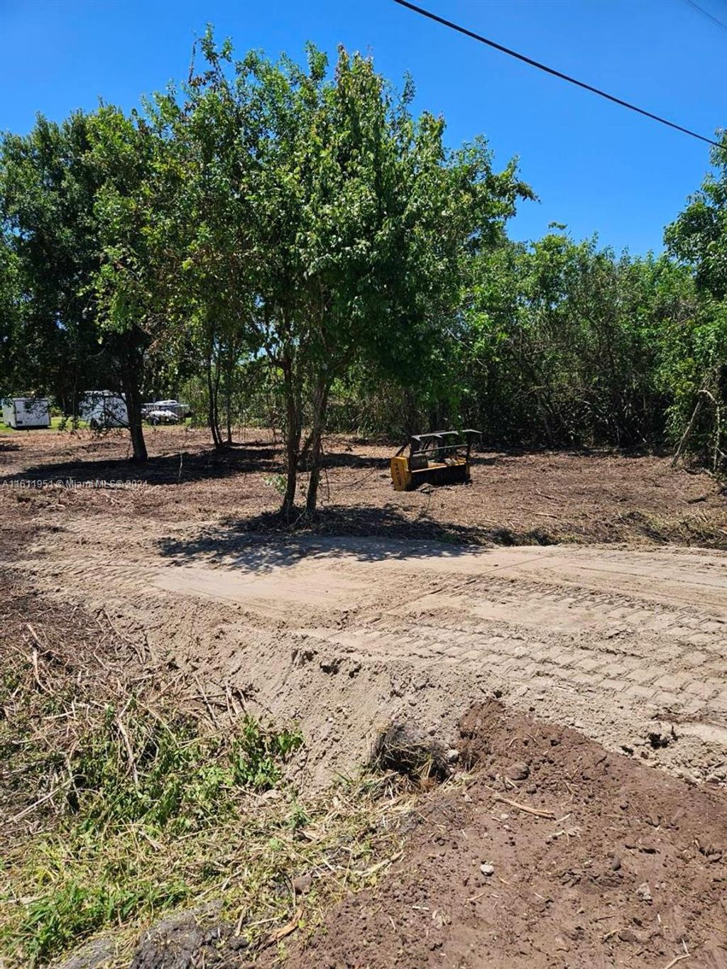 Photo of 6460 SE 86th Blvd, Okeechobee, FL 34974 (MLS # A11611951)