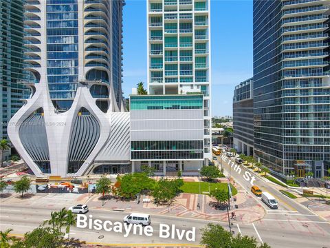 1040 Biscayne Blvd Miami FL 33132