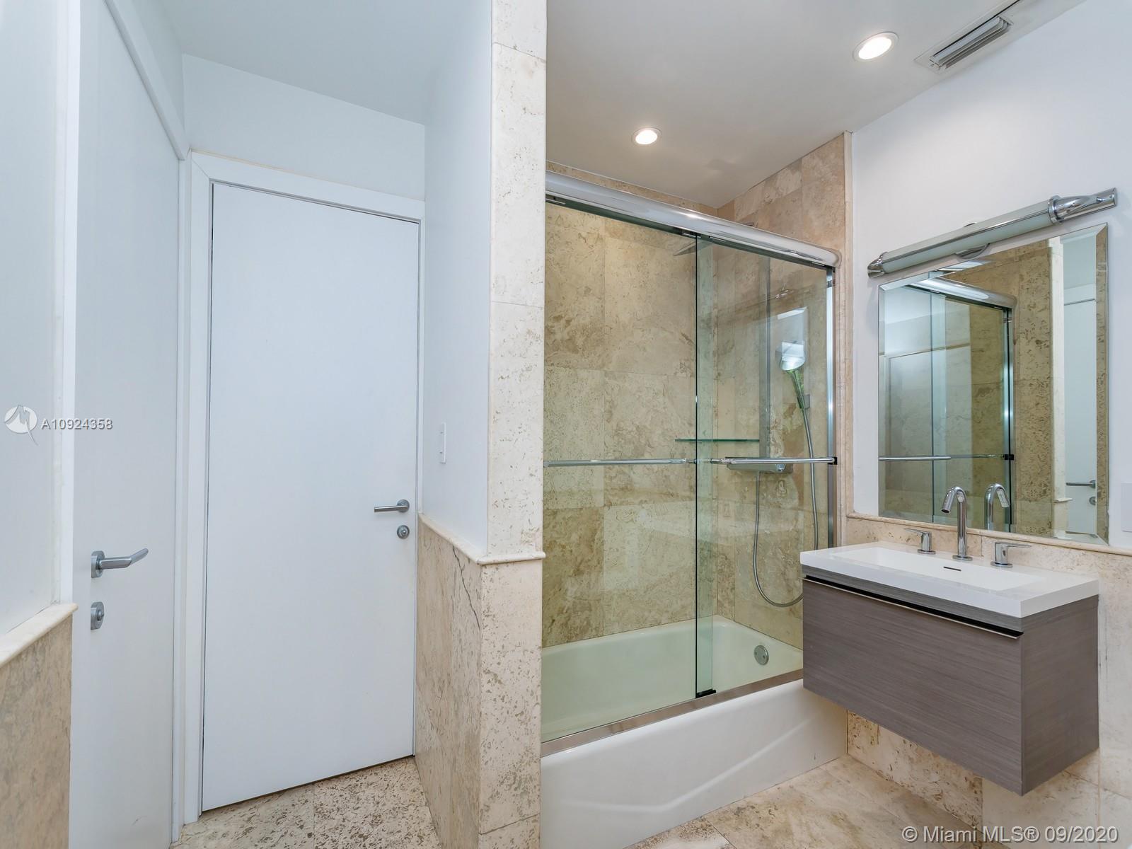 PALM ISLAND - Residential