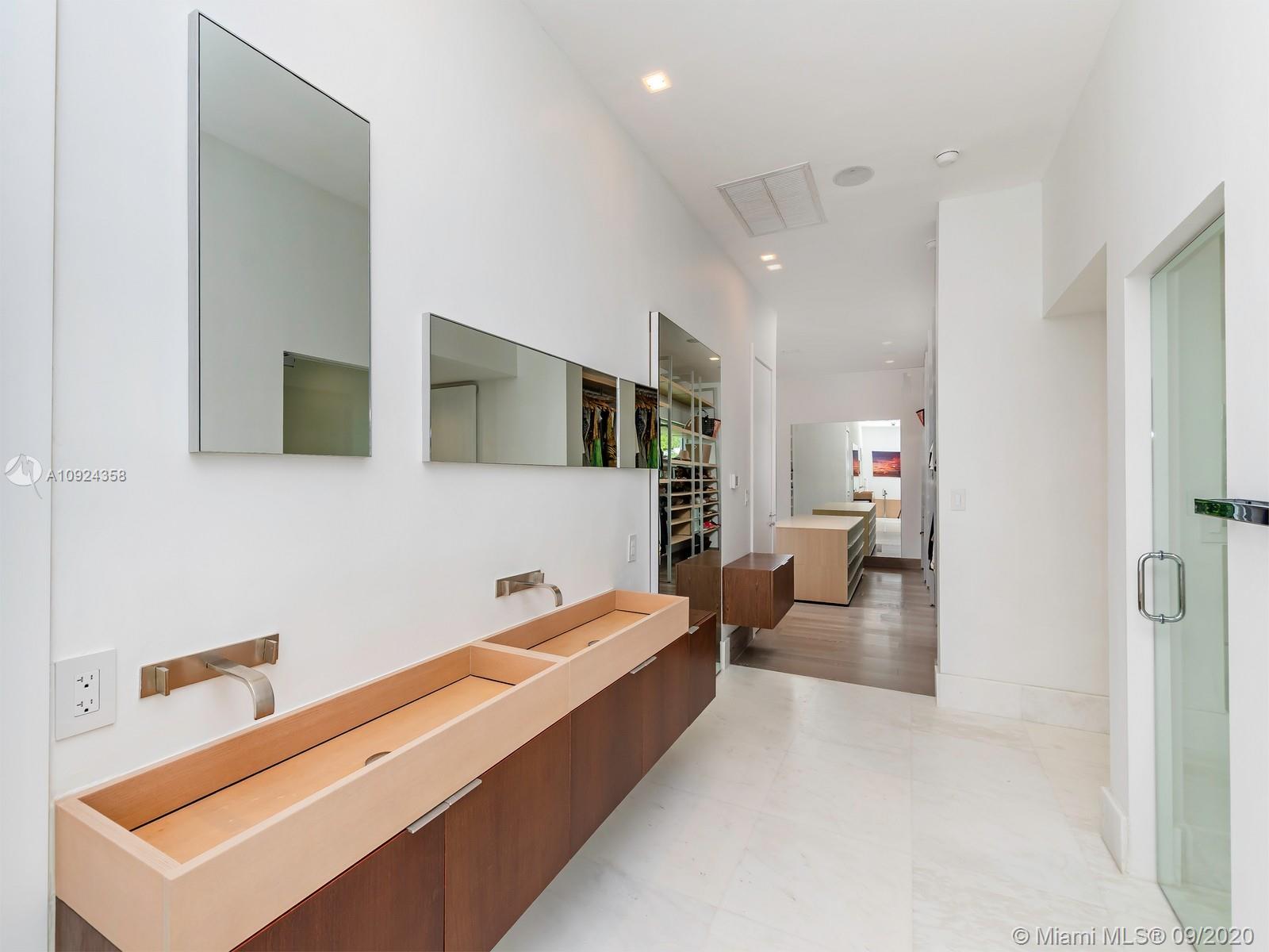 PALM ISLAND - Residential