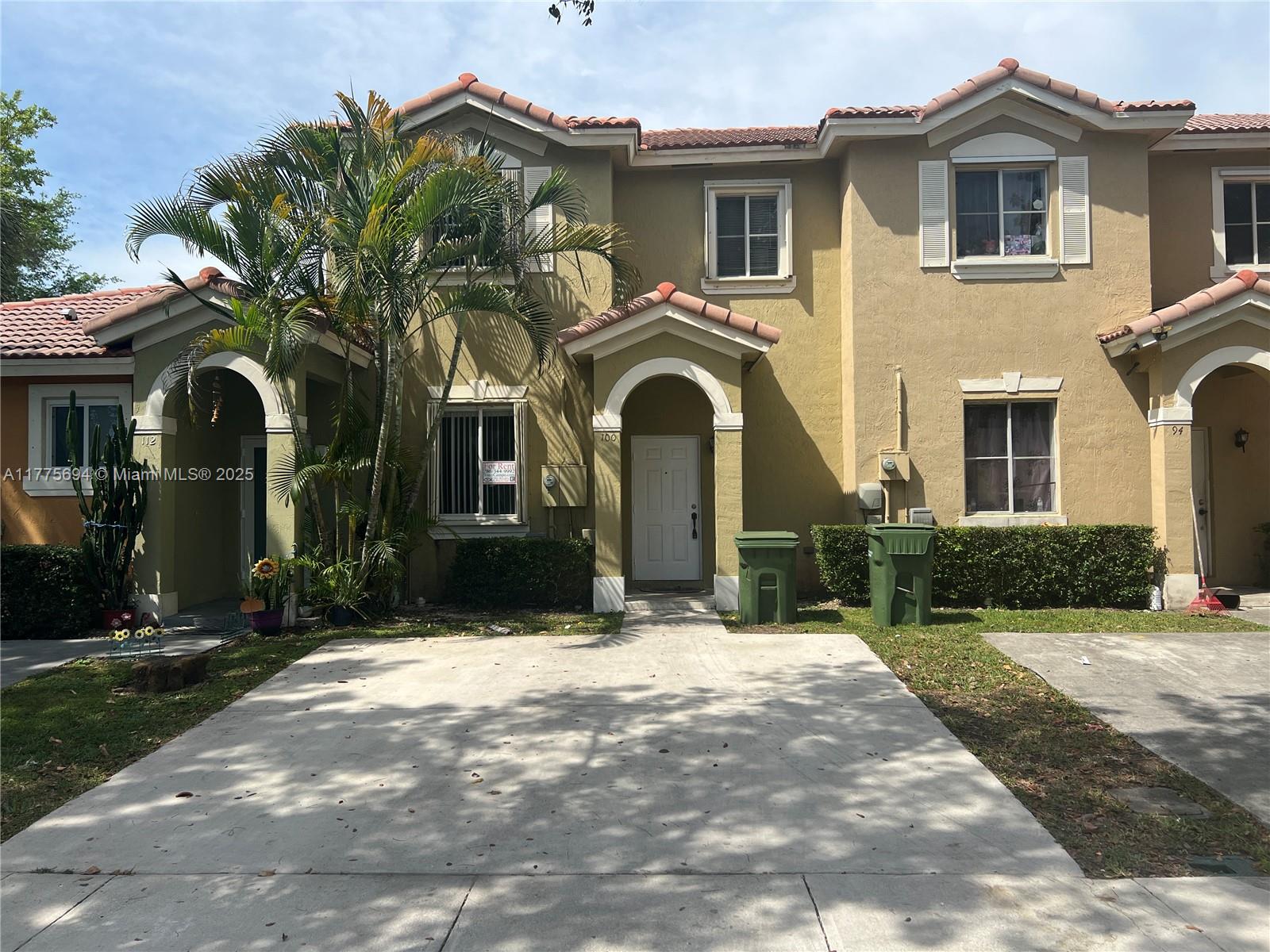 Property for Sale at 100 Sw 15th Ave, Homestead, Miami-Dade County, Florida - Bedrooms: 4 
Bathrooms: 3  - $370,000
