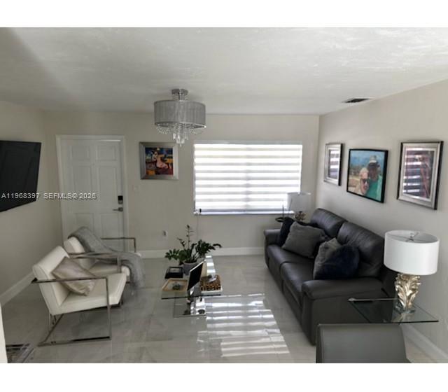 6TH ADDN TO RICHMOND HEIG - Residential