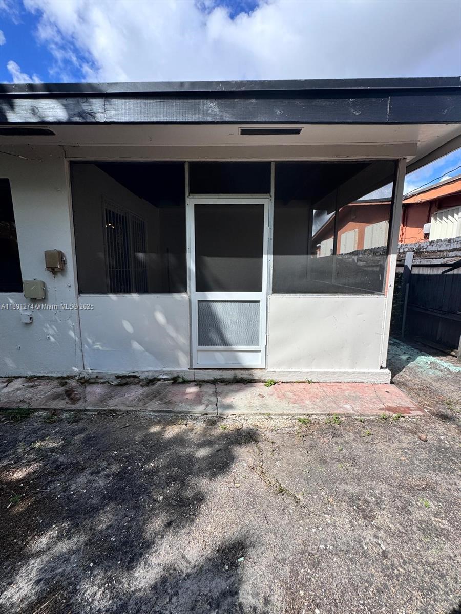 THE TROPICS AMD - Residential