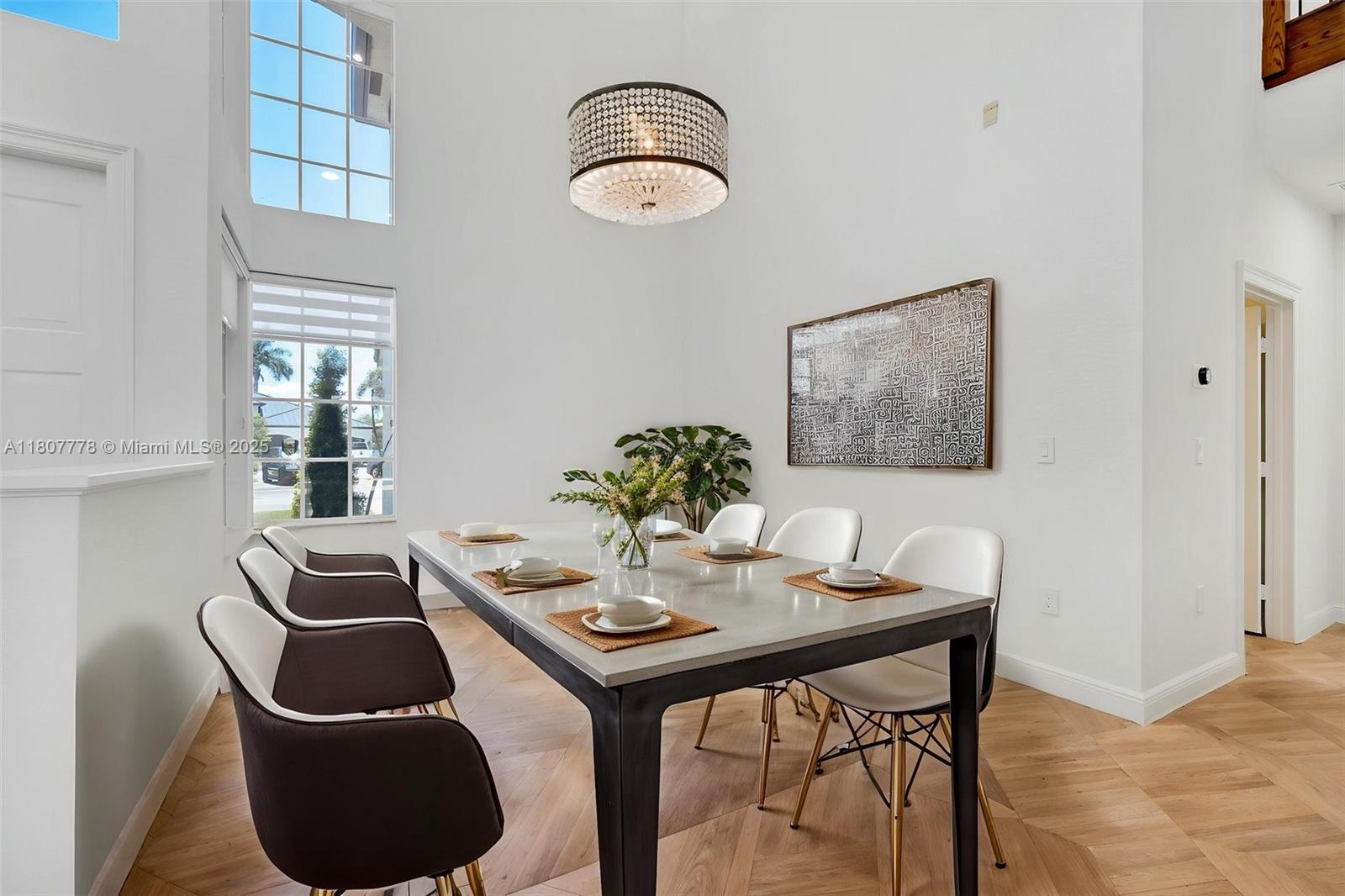 SUNSET LAKES PLAT THREE - Residential