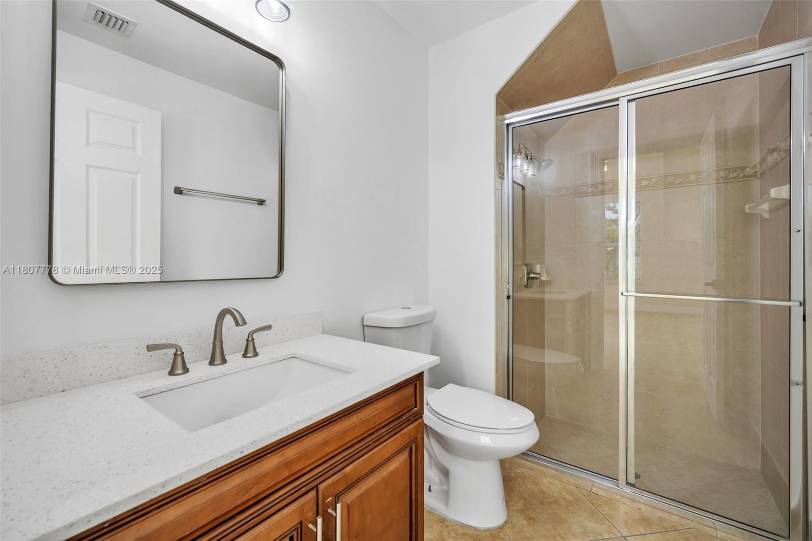 SUNSET LAKES PLAT THREE - Residential