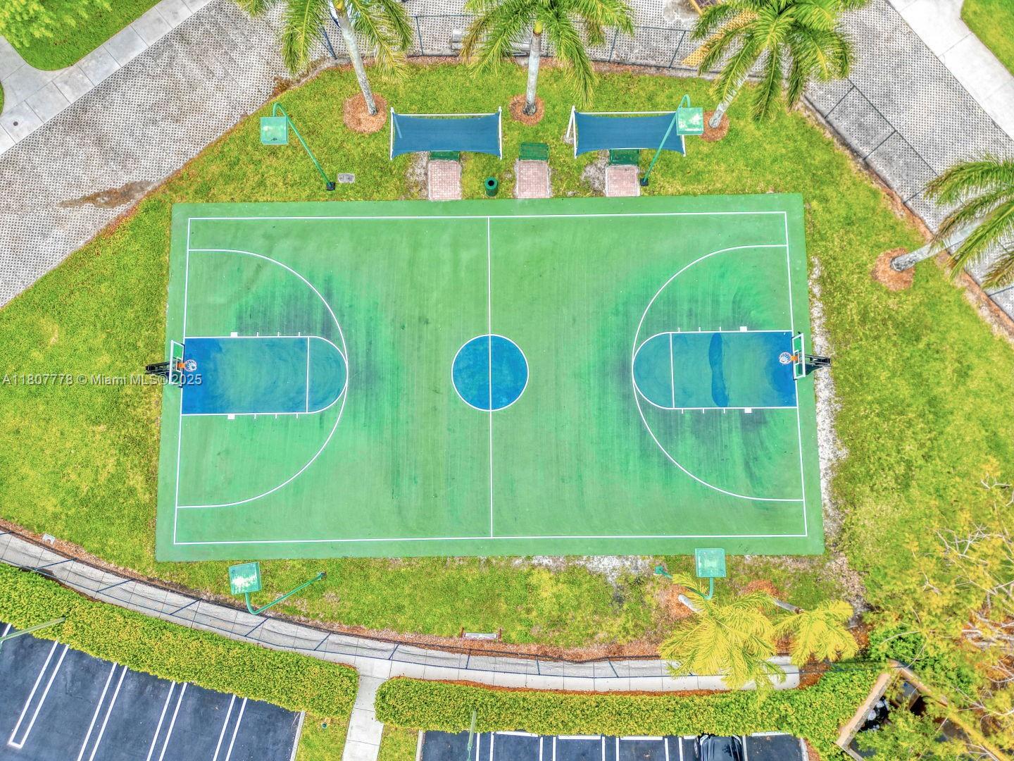 SUNSET LAKES PLAT THREE - Residential