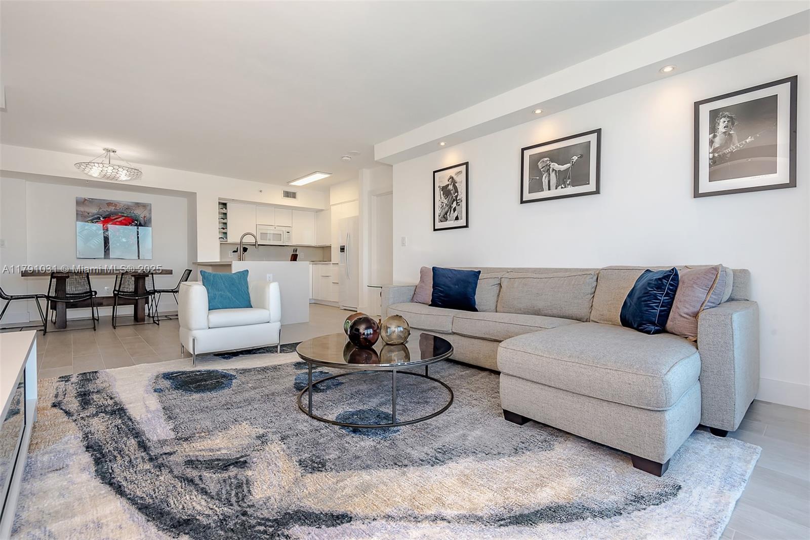90 Alton Rd 2410