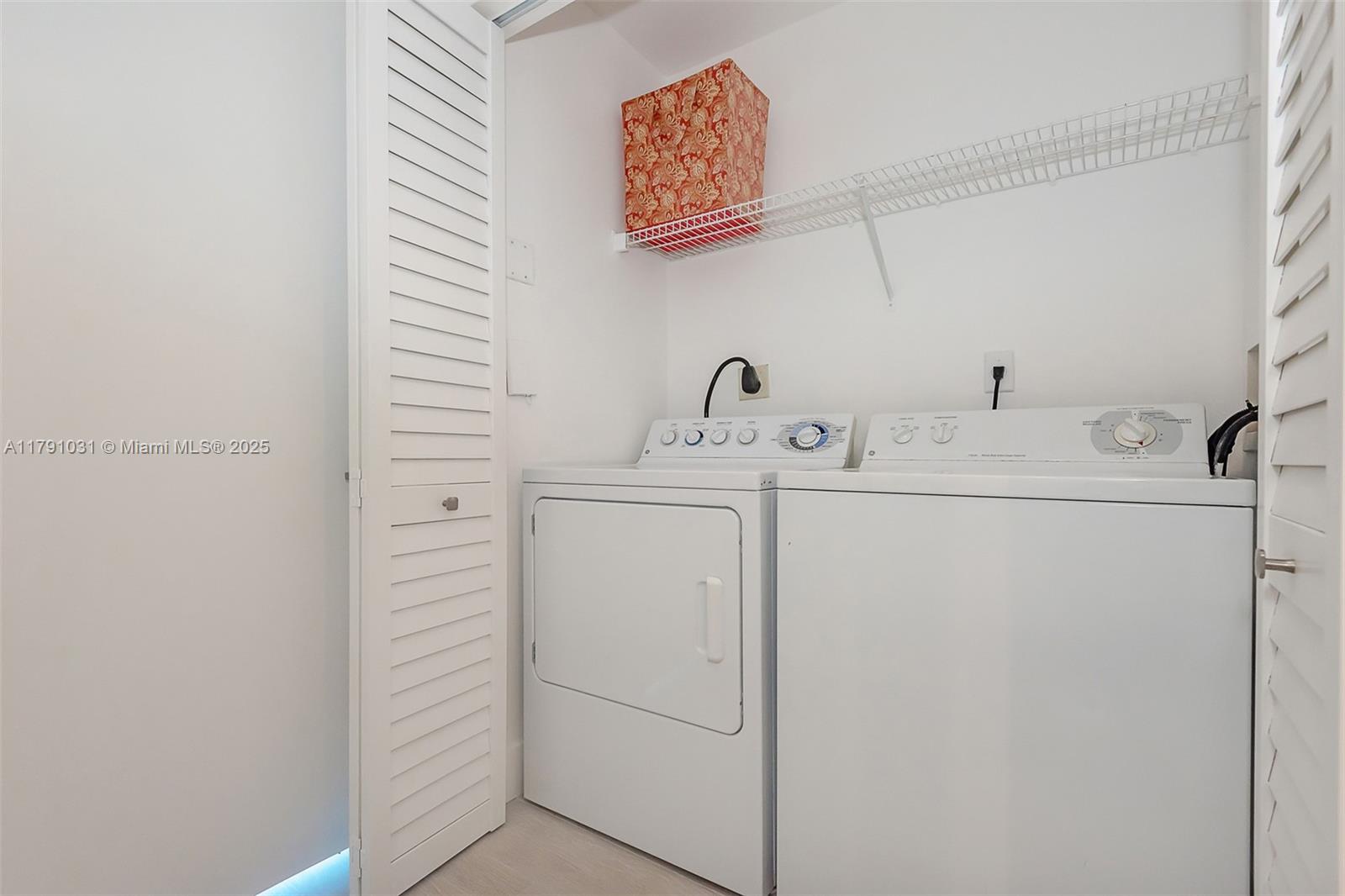 YACHT CLUB AT PORTOFINO C - Residential Lease