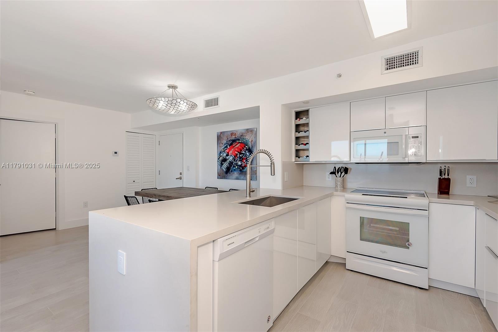 YACHT CLUB AT PORTOFINO C - Residential Lease