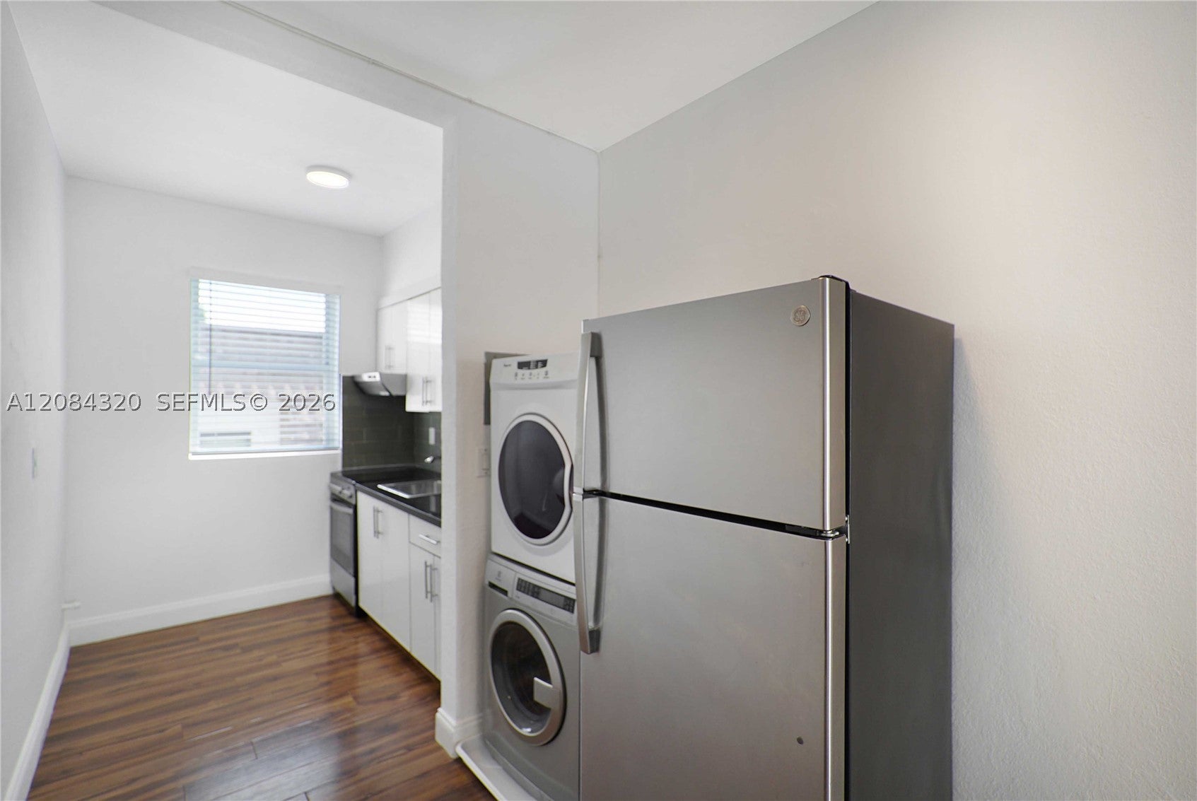 320 80th St 14