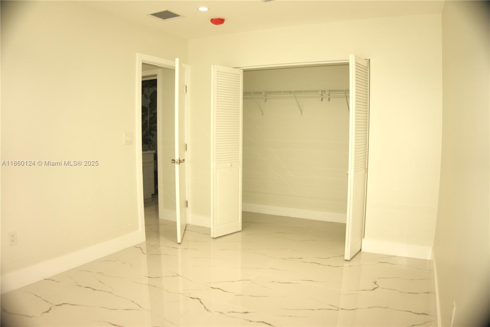 EDISON HEIGHTS SEC D - Residential