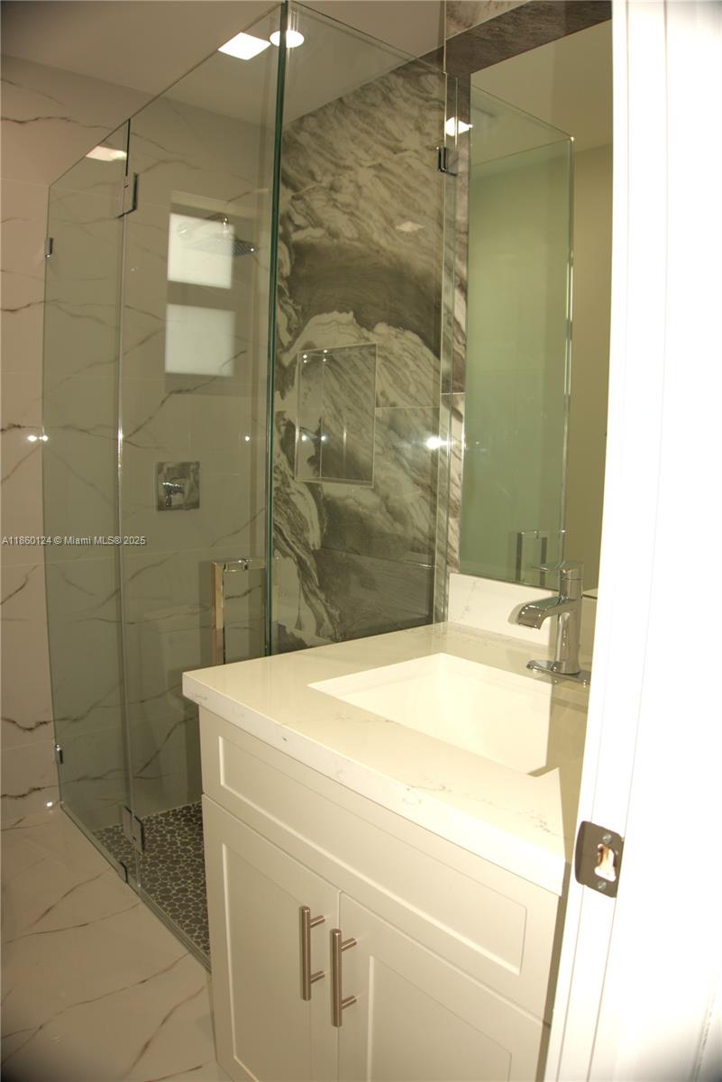 EDISON HEIGHTS SEC D - Residential