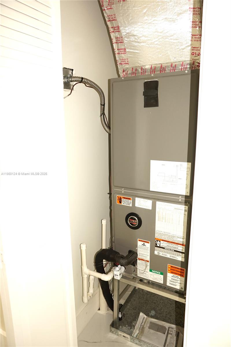 EDISON HEIGHTS SEC D - Residential