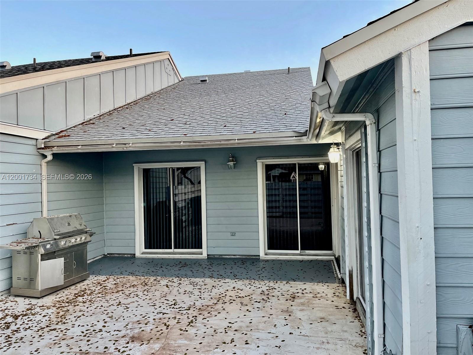 VILG HOMES COUNTRY WALK C - Residential Lease