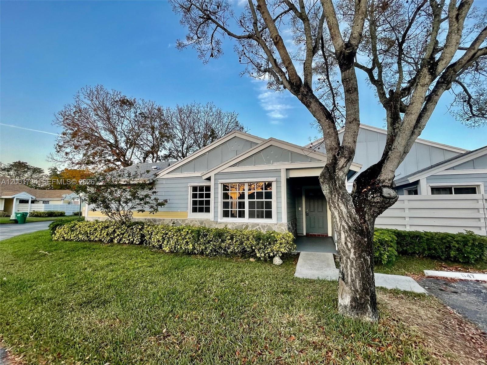 VILG HOMES COUNTRY WALK C - Residential Lease