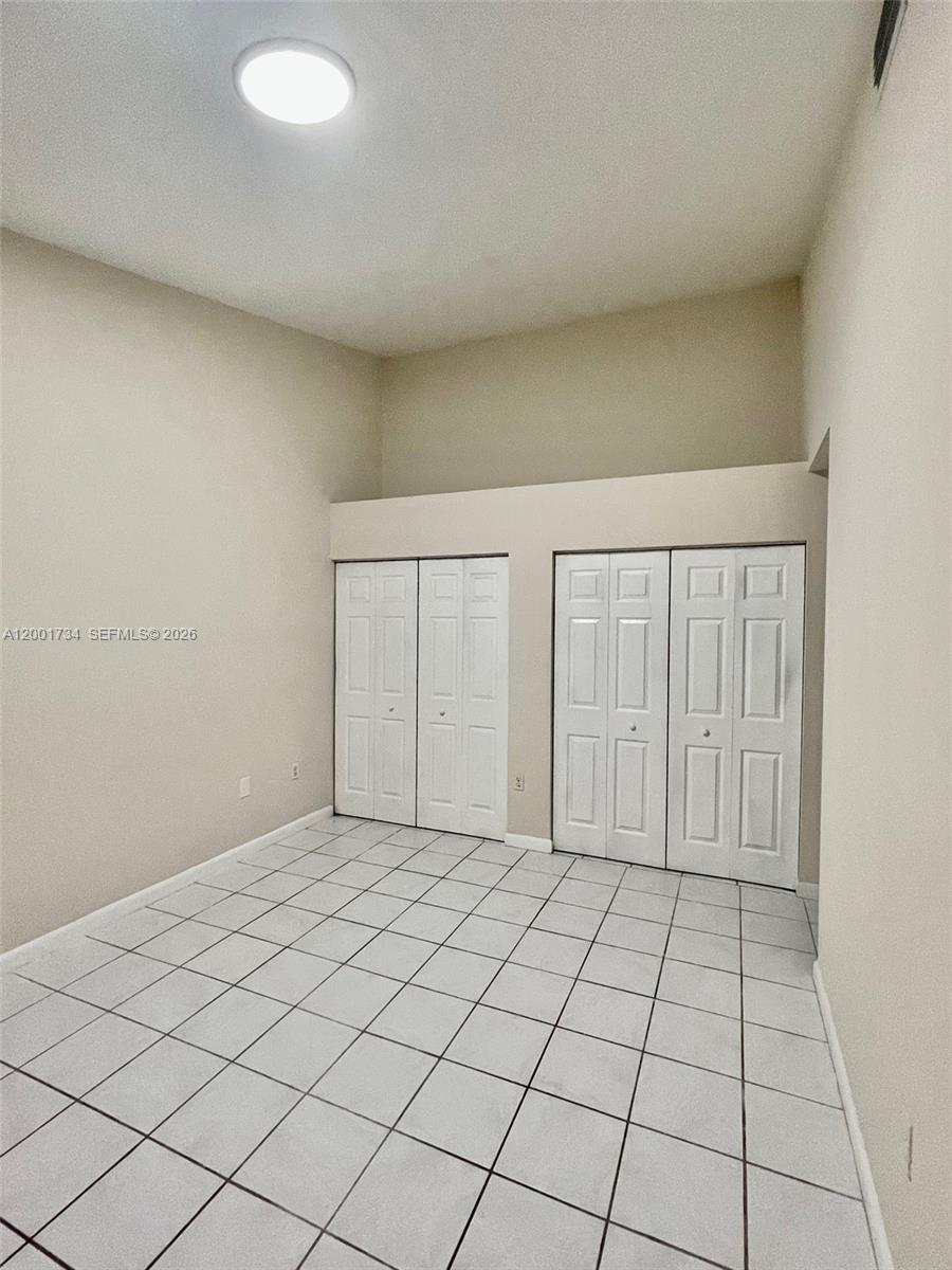 VILG HOMES COUNTRY WALK C - Residential Lease