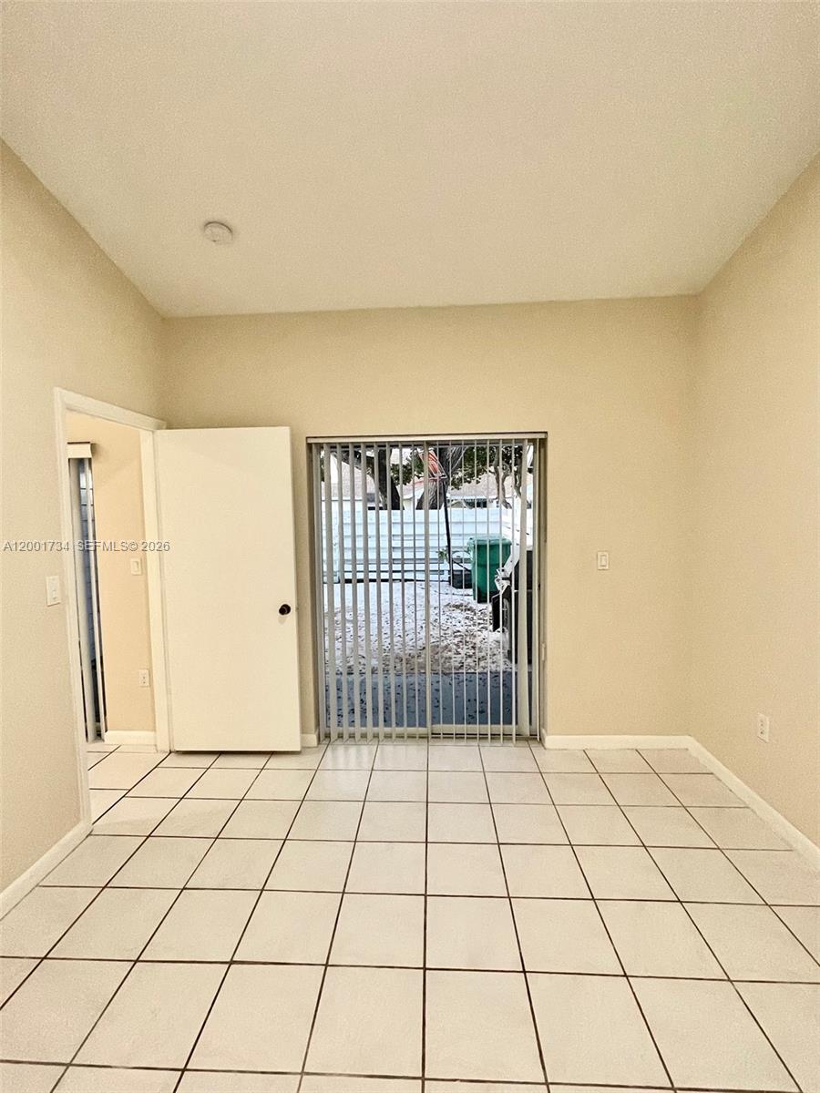 VILG HOMES COUNTRY WALK C - Residential Lease