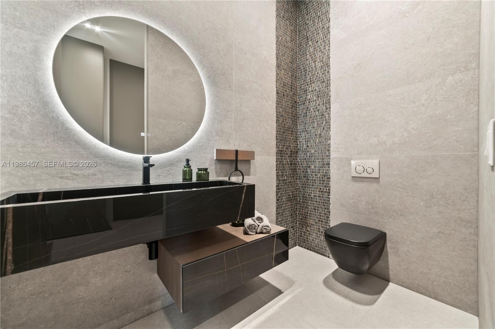 GOLDEN ISLES ESTATES - Residential Lease