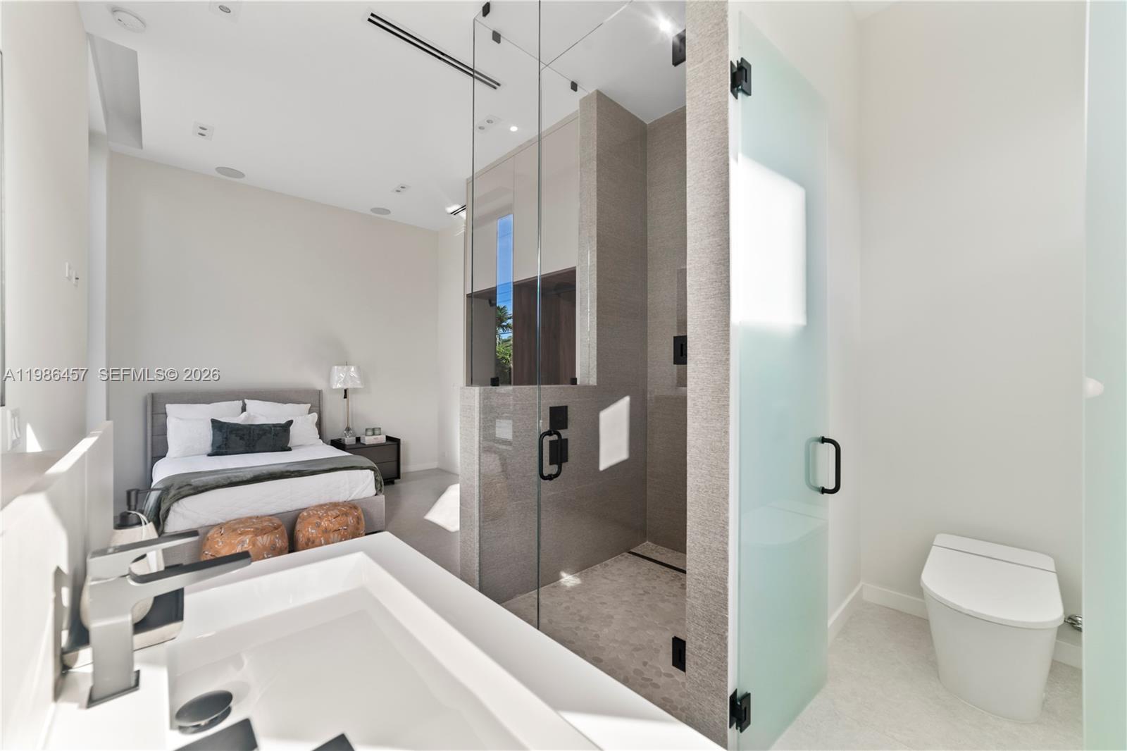 GOLDEN ISLES ESTATES - Residential Lease