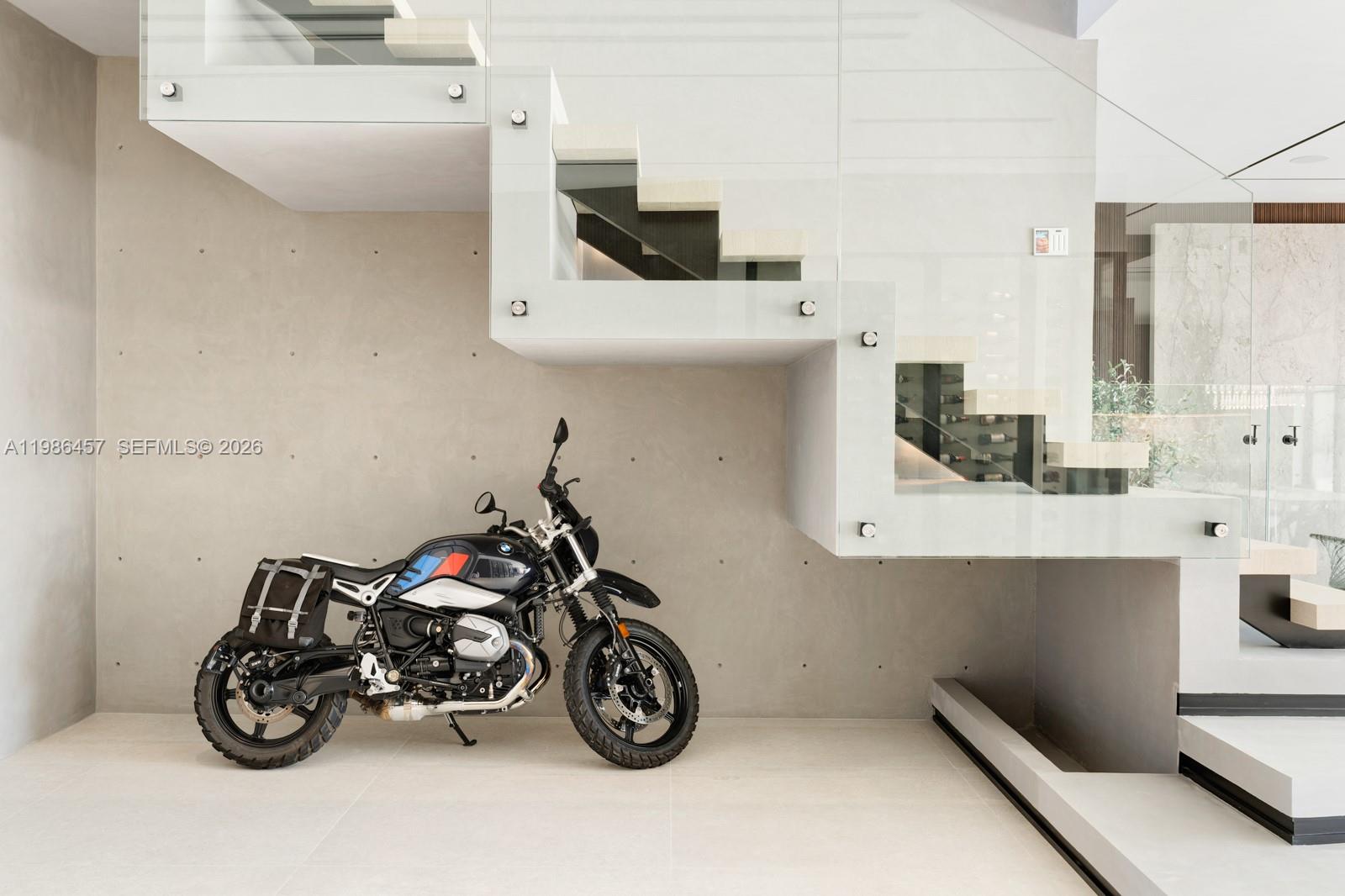 GOLDEN ISLES ESTATES - Residential Lease