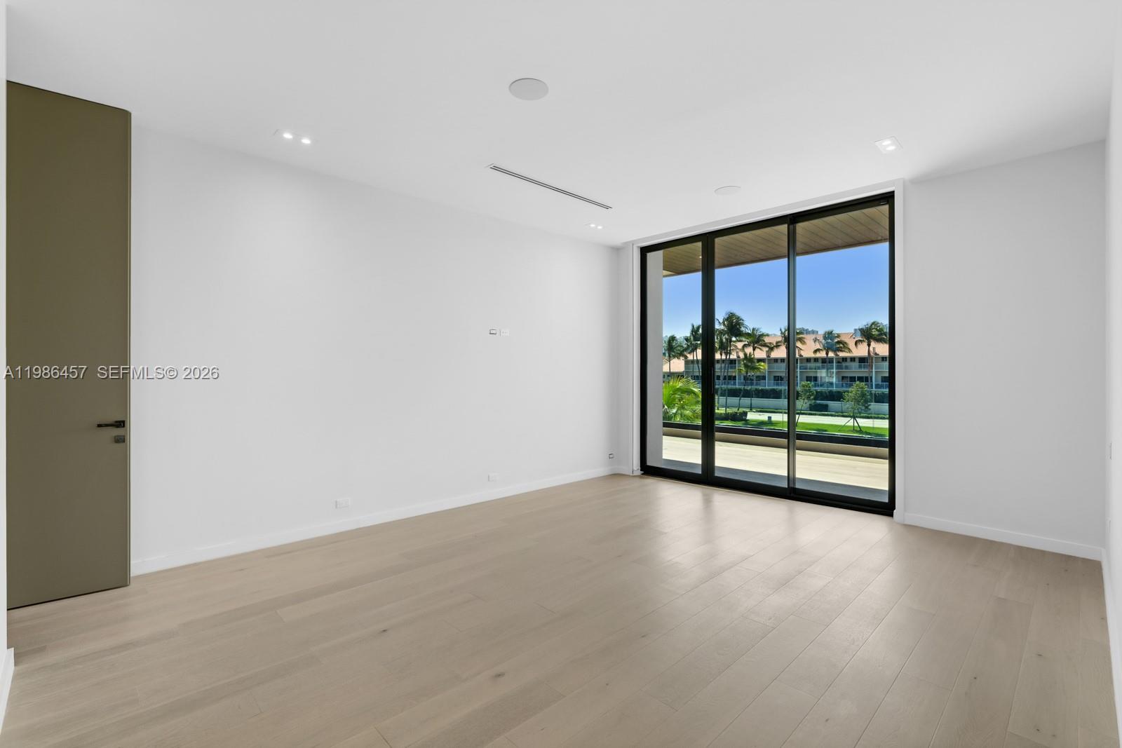 GOLDEN ISLES ESTATES - Residential Lease