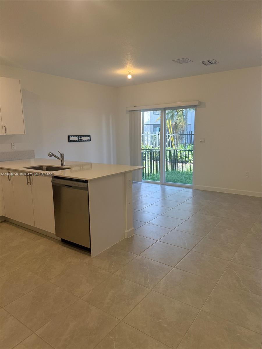 Magnolia at Pembroke Park - Residential Lease