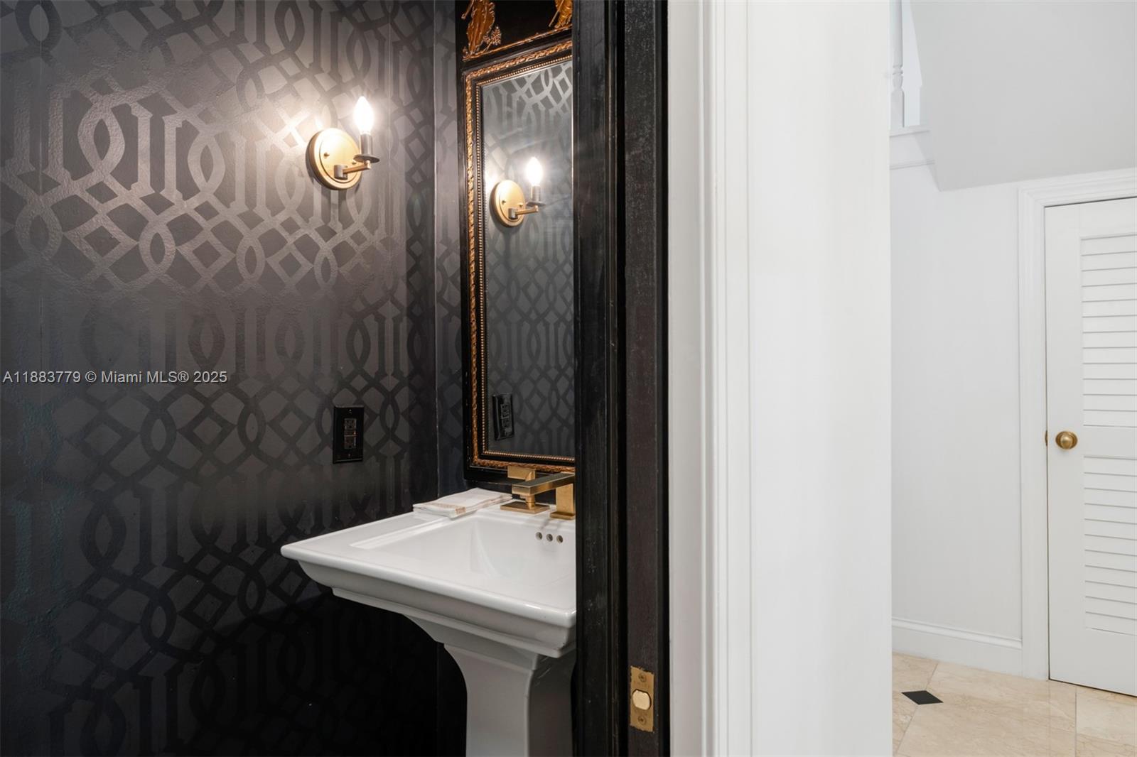 EVERETT LANE ESTATES - Residential