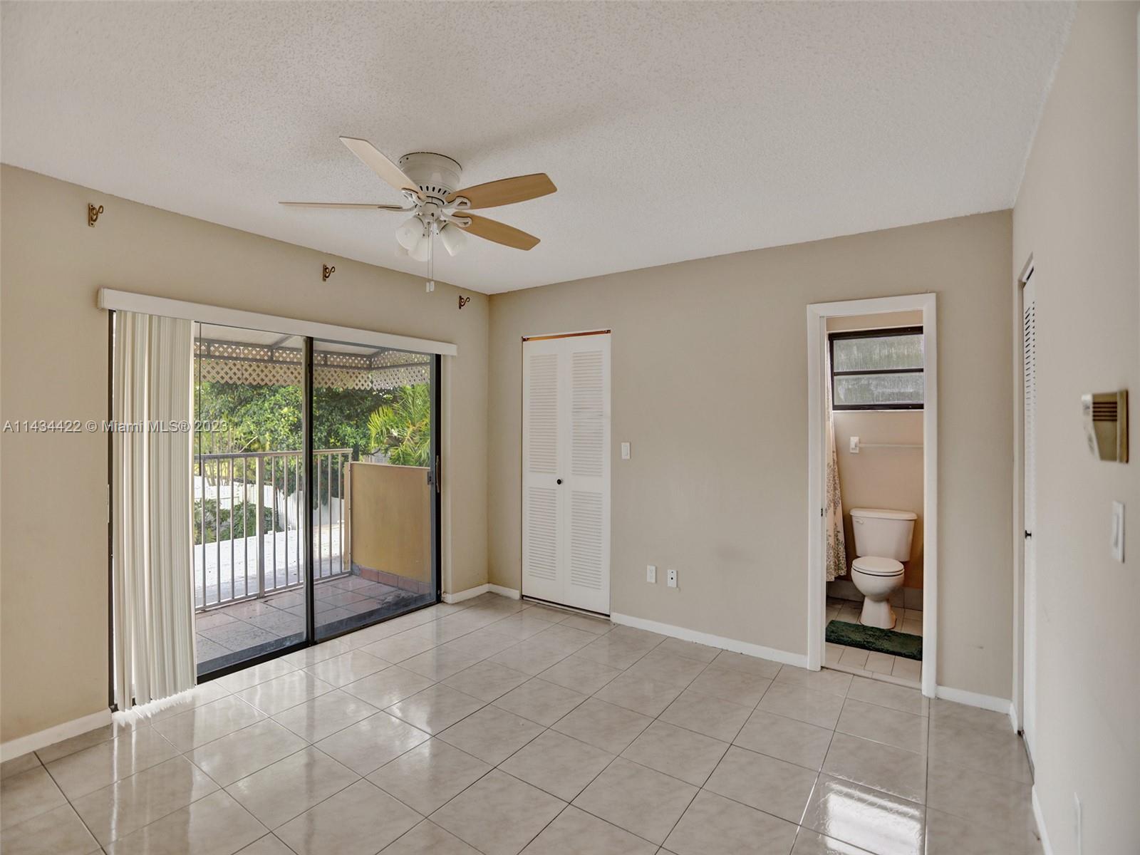 TWIN HOMES VILLAGE I COND - Residential Lease
