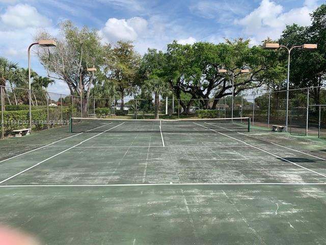 INVERWOOD CONDO - Residential