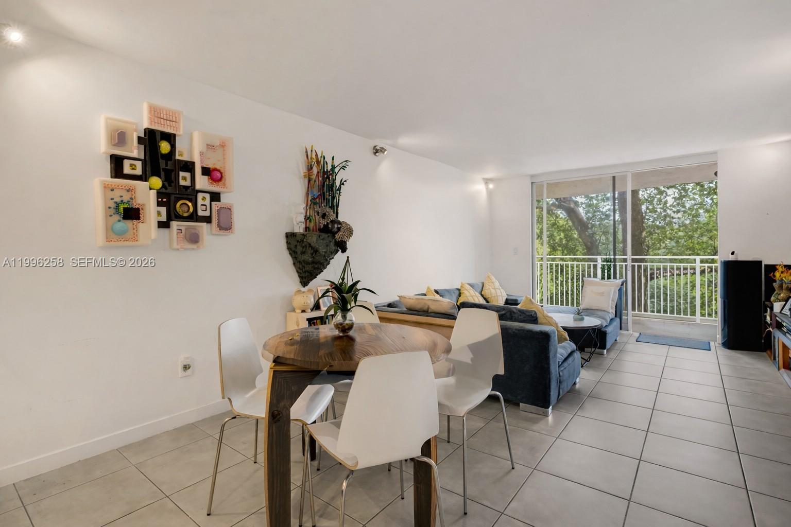 NIRVANA CONDO NO ONE COND - Residential