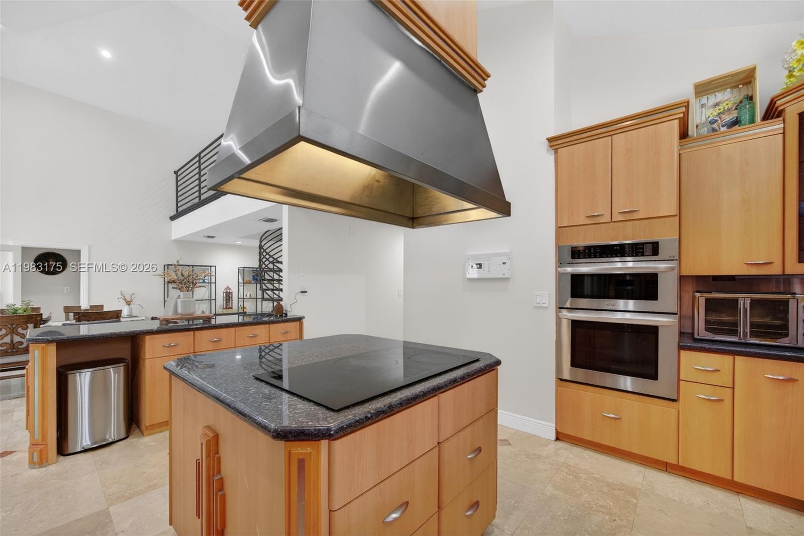 CORAL PINES - Residential